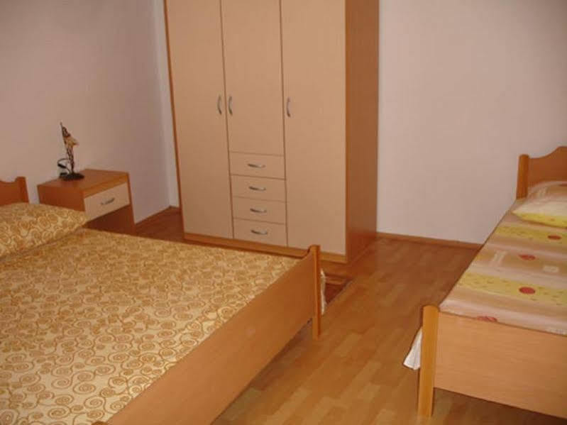Peruzovic Rooms 1 Split Exterior foto